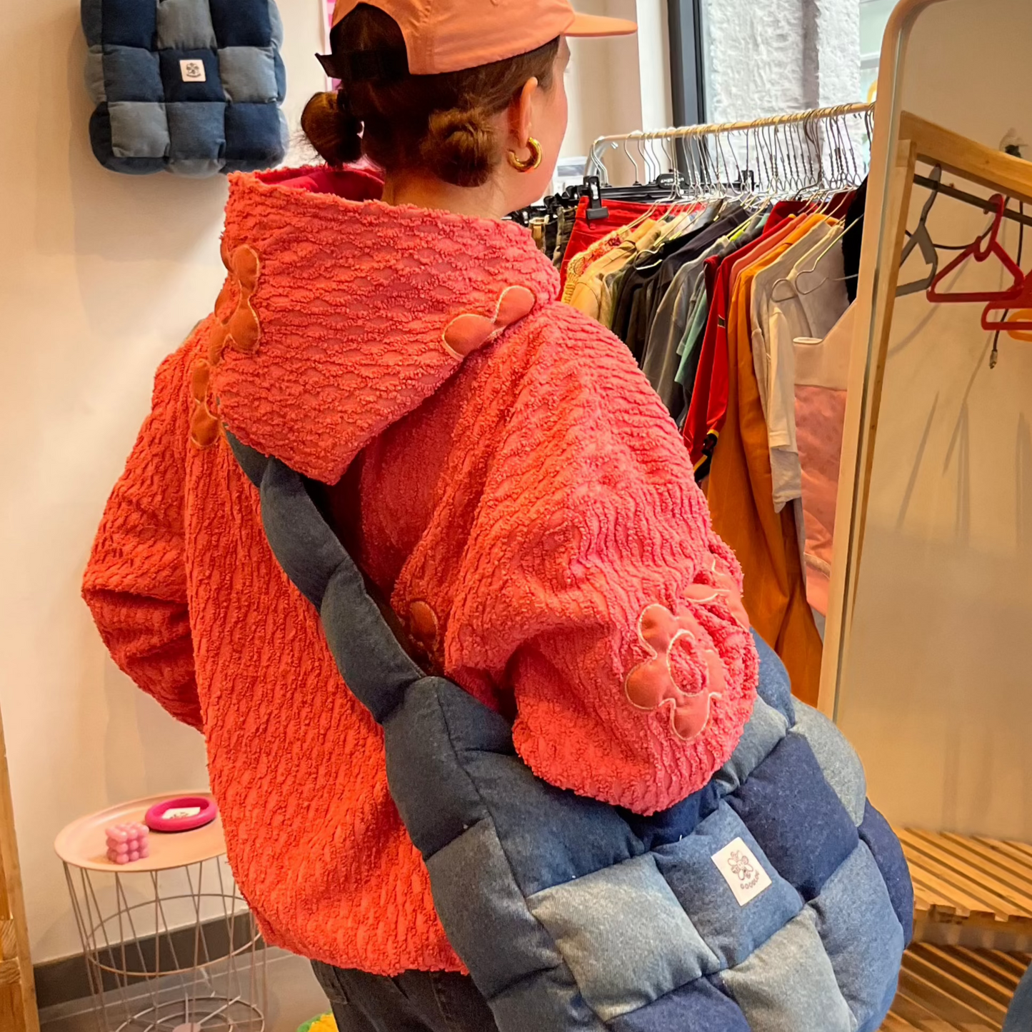 Pull à capuche fleur